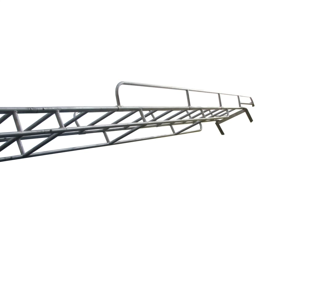 Приставная лестница с поручнями MEGAL ЛПНА 8,2 наклонная алюминиевая 320682