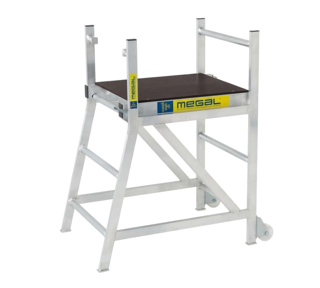 Столик-лестница MEGAL СЛ 0,8х0,57 051901