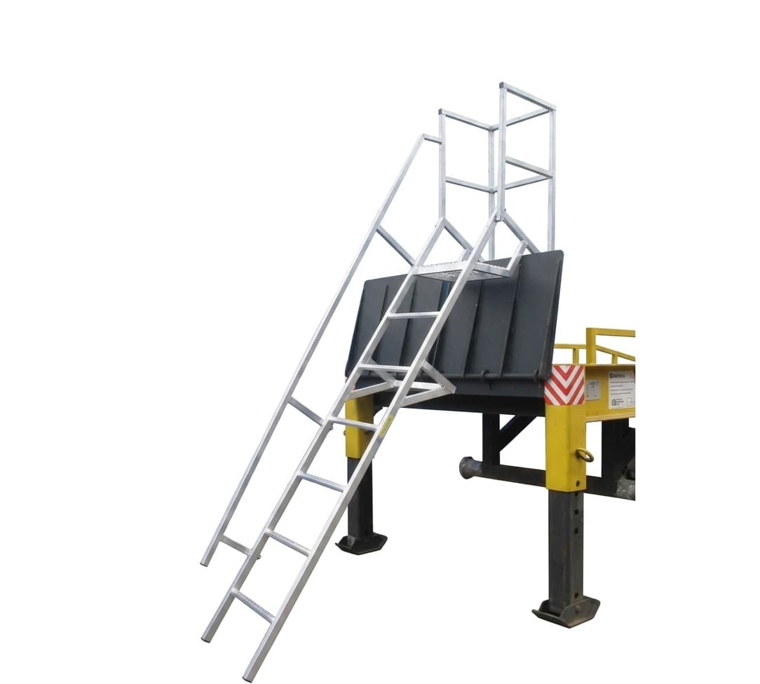 Лестница для КАМАЗа MEGAL ЛНАК-2,7 341227